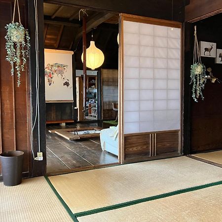 Guesthouse Boro-Ya Otoyocho Екстер'єр фото